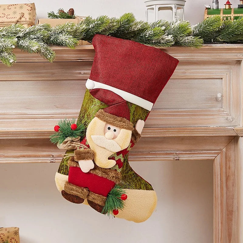 Șosetă Decorativă Mare de Crăciun – Moș Crăciun / Om de Zăpadă / Ren – 47×32 cm, Material Textil Premium